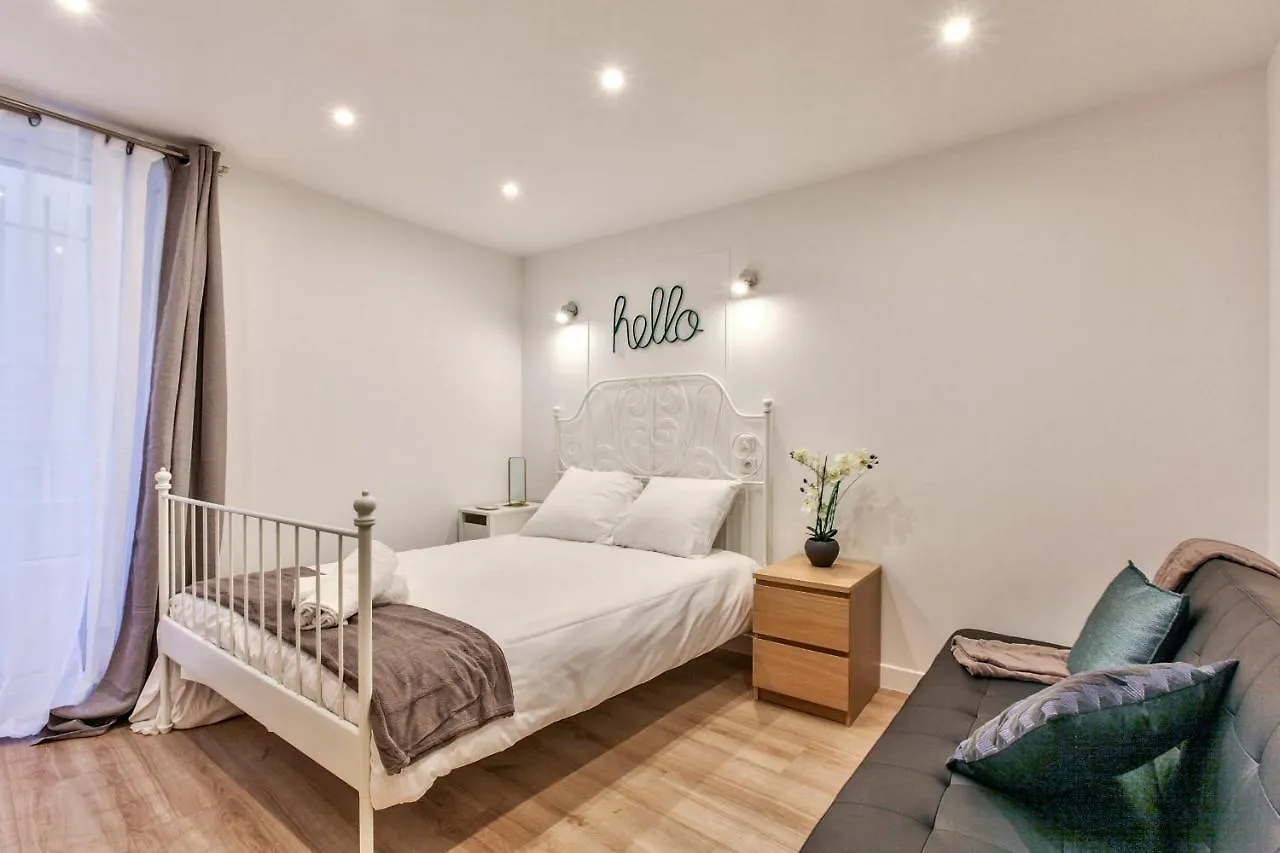 דירות פריז 14 Luxury Flat Eiffel Design 1 צרפת